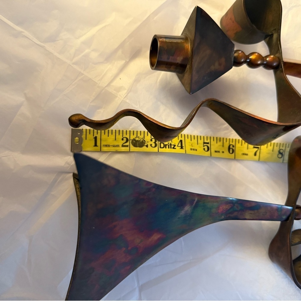 Mid-century Modern Pair of Solid Copper Acid Washed Candlesticks - Picture 12 of 13